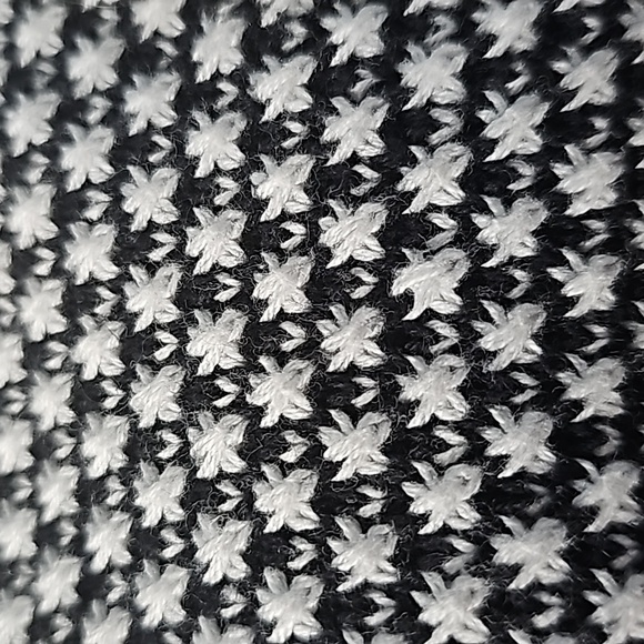 Karen Scott | Black/White 3/4 Sleeve Cotton Crewneck Sweater - Picture 4 of 5